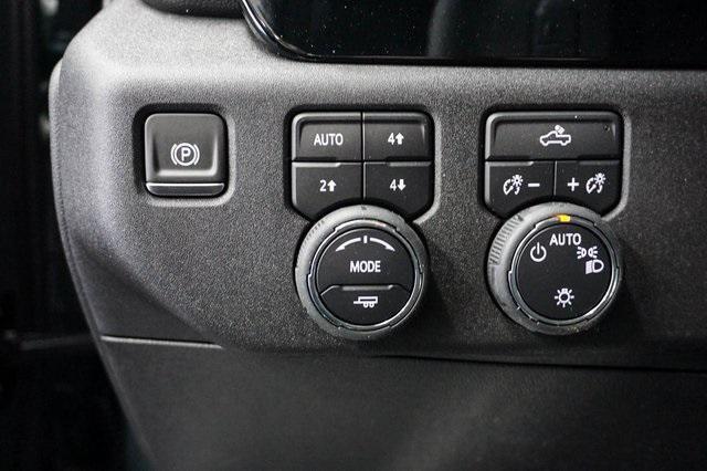new 2025 Chevrolet Silverado 1500 car, priced at $50,985