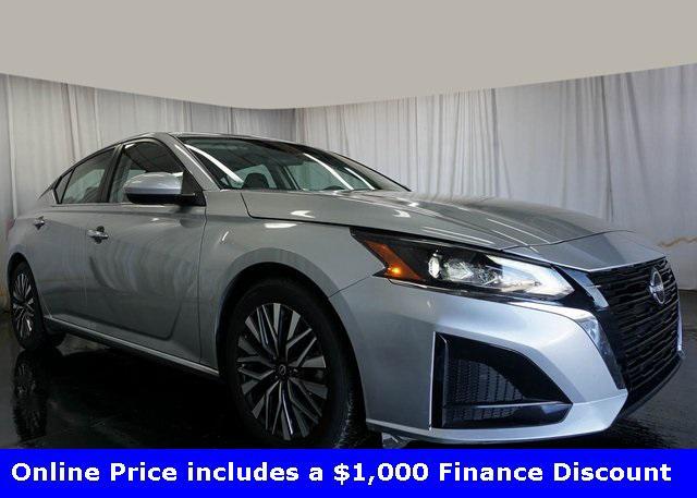 used 2023 Nissan Altima car, priced at $19,000