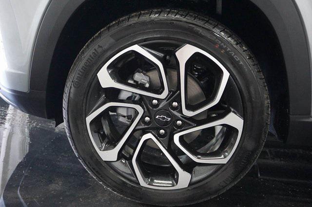 new 2025 Chevrolet Trax car, priced at $26,160