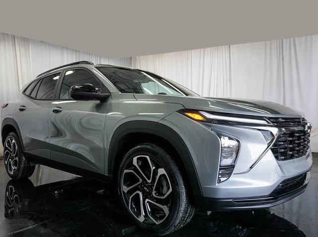 new 2025 Chevrolet Trax car, priced at $26,160