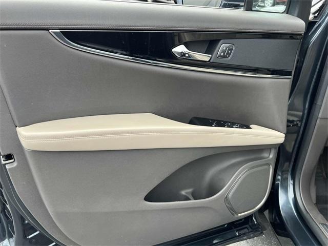 used 2021 Lincoln Nautilus car, priced at $29,657