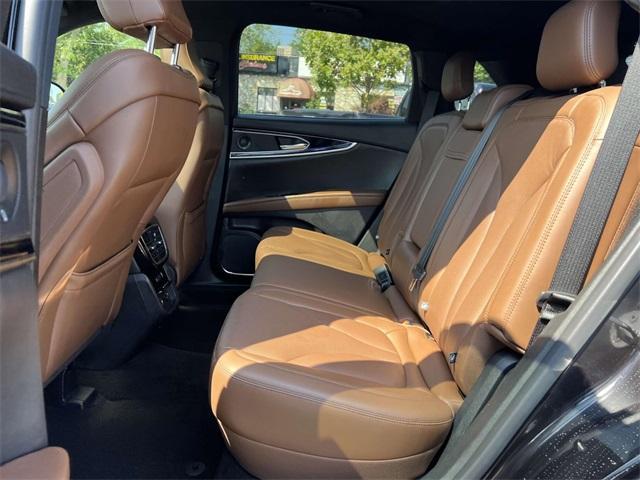 used 2021 Lincoln Nautilus car, priced at $29,417