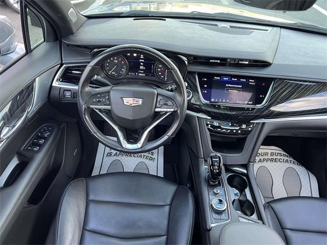 used 2023 Cadillac XT6 car, priced at $37,963