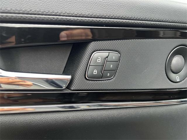 used 2022 Lincoln Nautilus car, priced at $42,895