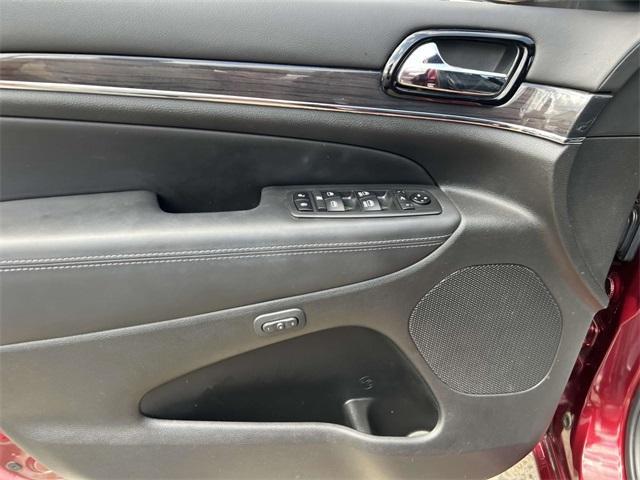 used 2019 Jeep Grand Cherokee car, priced at $29,737