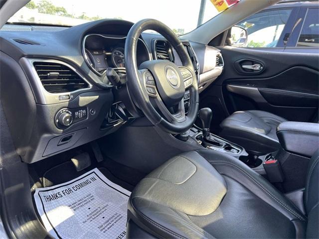 used 2019 Jeep Cherokee car, priced at $15,555