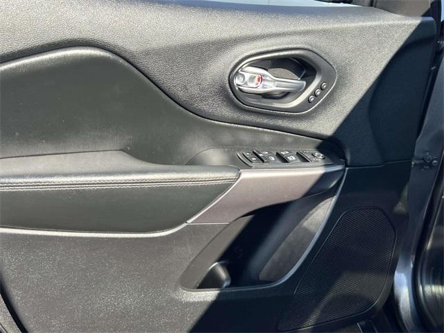 used 2019 Jeep Cherokee car, priced at $15,555