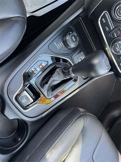used 2019 Jeep Cherokee car, priced at $15,555