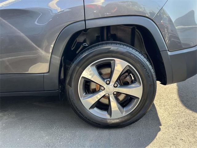 used 2019 Jeep Cherokee car, priced at $15,555