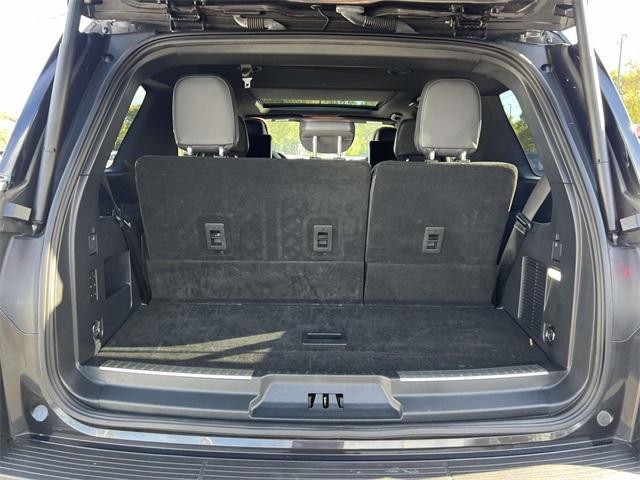 used 2022 Lincoln Navigator car, priced at $61,989