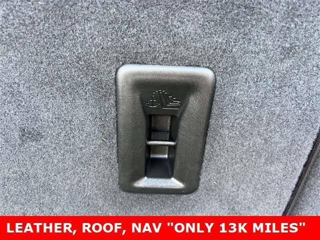 used 2023 Chevrolet Traverse car, priced at $32,474