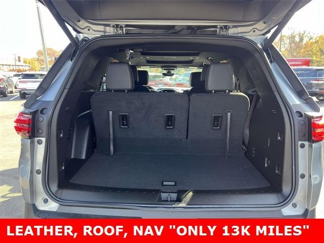 used 2023 Chevrolet Traverse car, priced at $32,474
