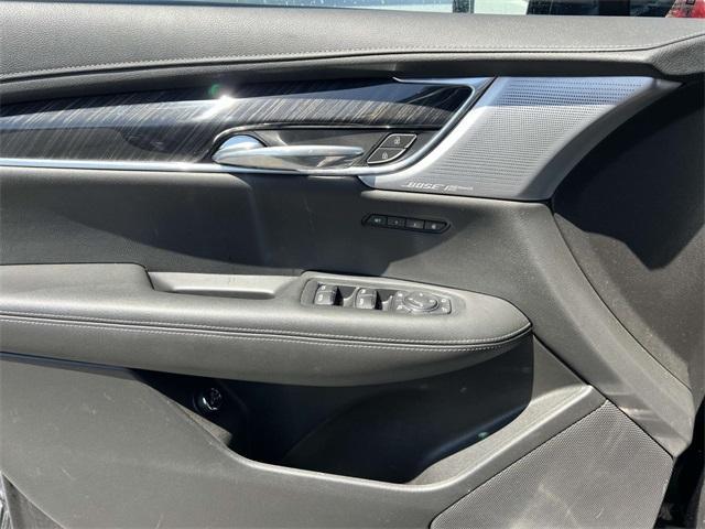 used 2022 Cadillac XT6 car, priced at $39,795