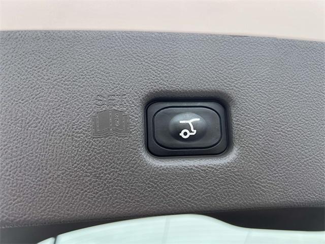 used 2022 Lincoln Nautilus car, priced at $38,874