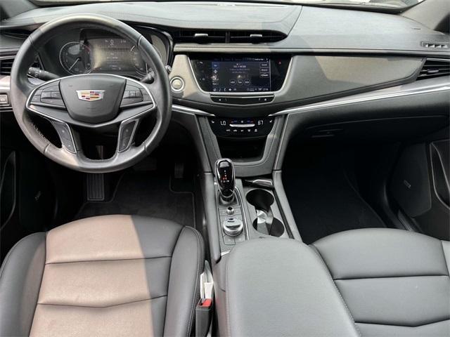 used 2023 Cadillac XT5 car, priced at $35,495