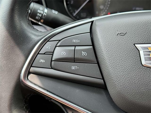 used 2023 Cadillac XT5 car, priced at $35,495