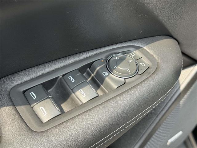 used 2023 Cadillac XT5 car, priced at $35,495