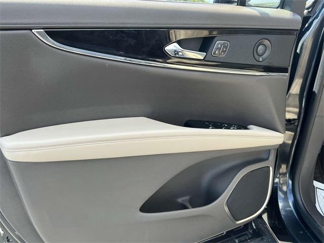 used 2021 Lincoln Nautilus car, priced at $30,331