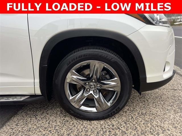 used 2019 Toyota Highlander car, priced at $32,988