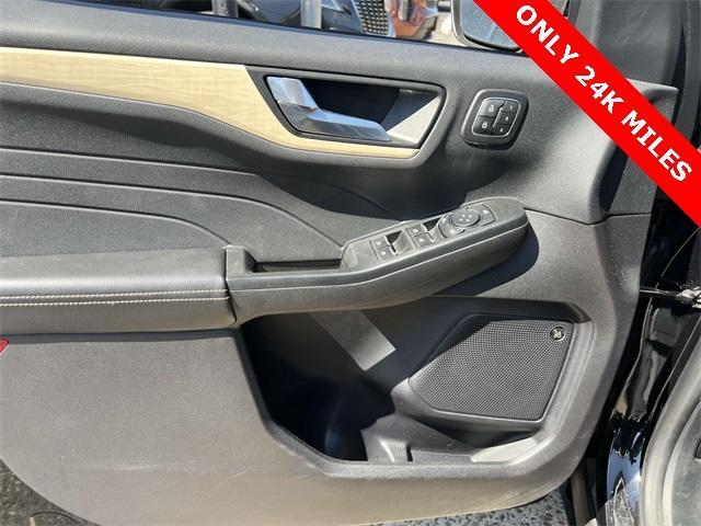 used 2022 Ford Escape car, priced at $26,888