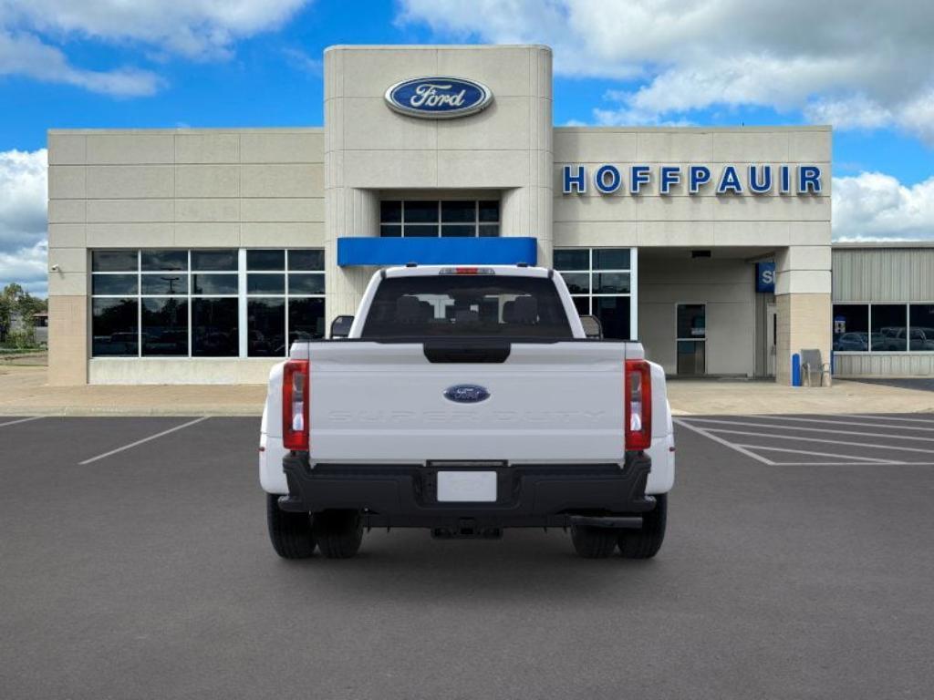 new 2025 Ford F-350 car