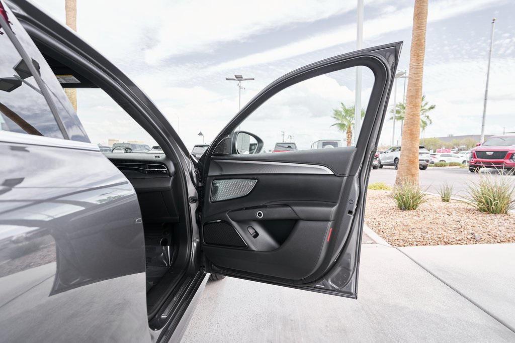 used 2023 Maserati Grecale car, priced at $32,400