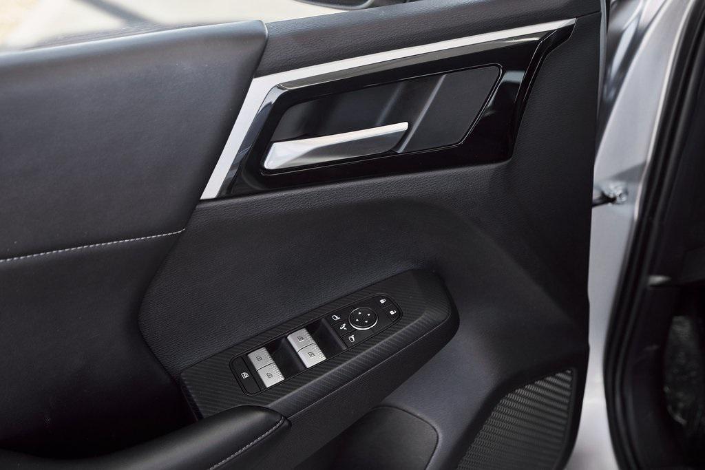 used 2023 Mitsubishi Outlander car, priced at $22,200