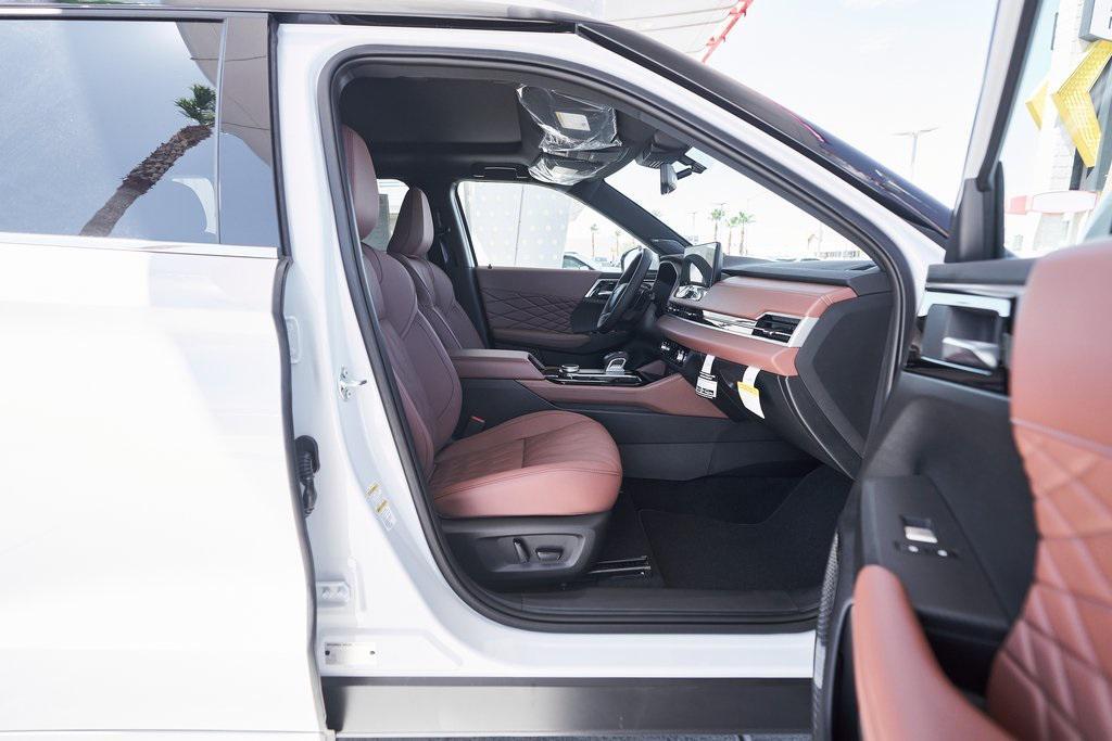 new 2025 Mitsubishi Outlander car, priced at $41,412