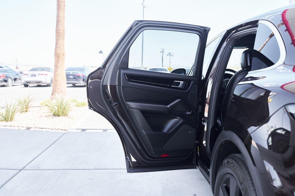 used 2019 Porsche Cayenne car, priced at $32,800