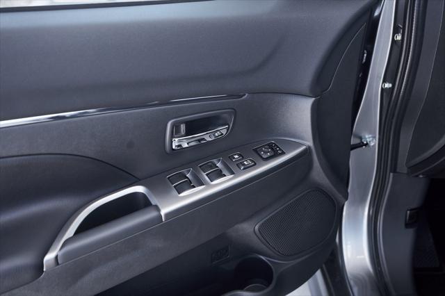 new 2025 Mitsubishi Outlander Sport car, priced at $27,853