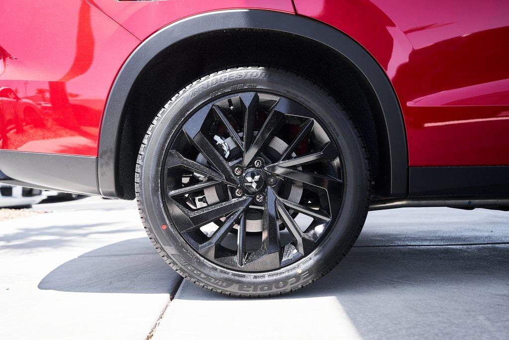 new 2025 Mitsubishi Outlander PHEV car, priced at $48,414
