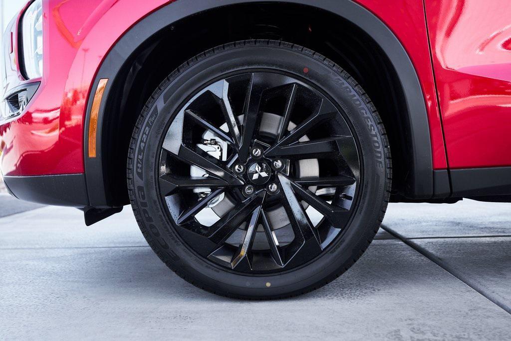 new 2025 Mitsubishi Outlander PHEV car, priced at $48,414