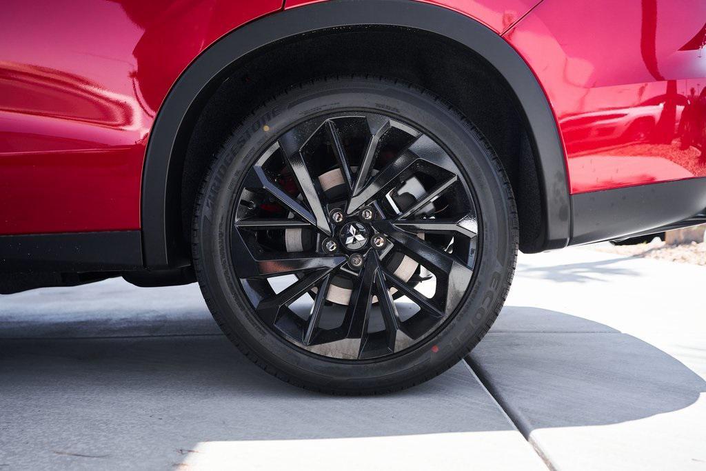 new 2025 Mitsubishi Outlander PHEV car, priced at $48,414