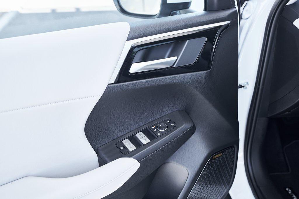 new 2025 Mitsubishi Outlander car, priced at $36,442