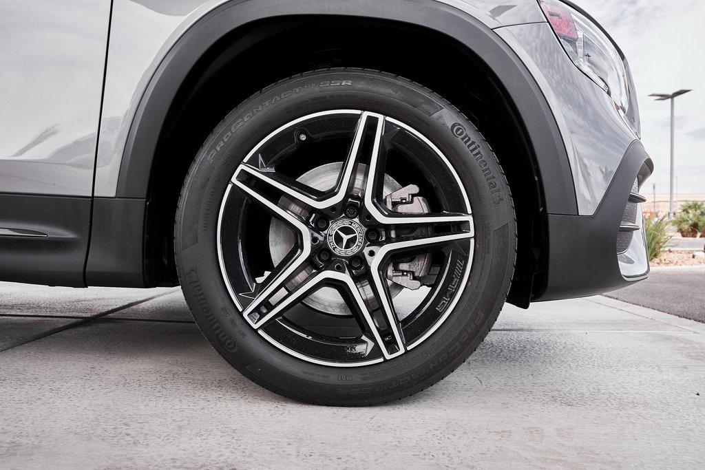 used 2022 Mercedes-Benz GLB 250 car, priced at $29,800