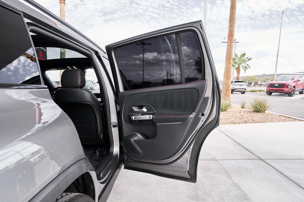 used 2022 Mercedes-Benz GLB 250 car, priced at $29,800