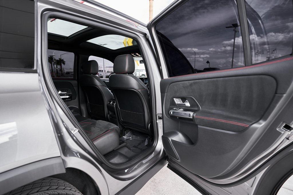 used 2022 Mercedes-Benz GLB 250 car, priced at $29,800