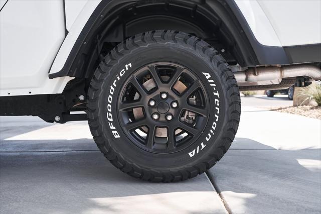 used 2023 Jeep Gladiator car, priced at $33,525