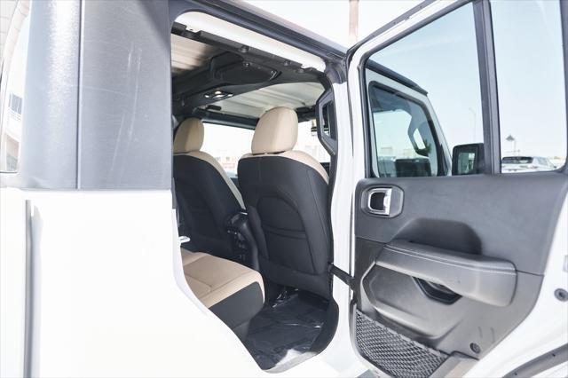 used 2023 Jeep Gladiator car, priced at $33,525