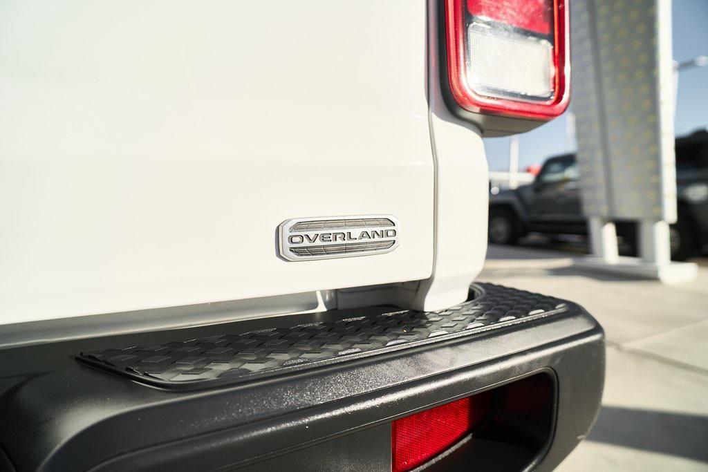 used 2023 Jeep Gladiator car, priced at $31,200