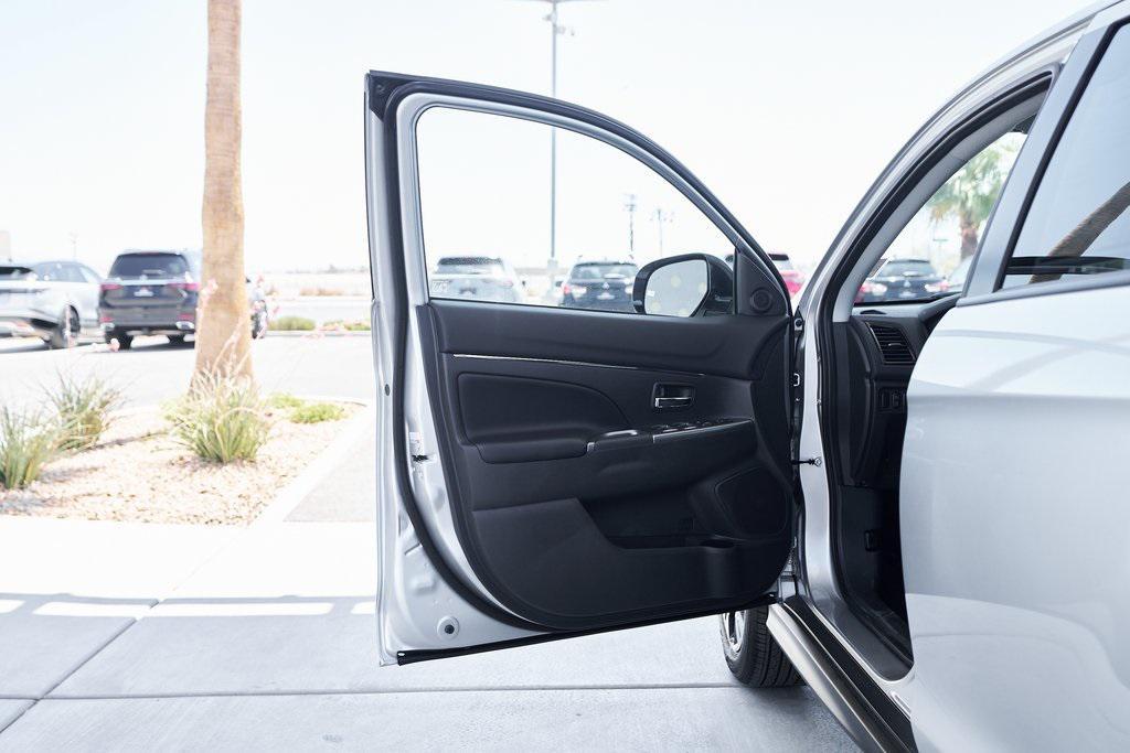 new 2025 Mitsubishi Outlander Sport car, priced at $28,705