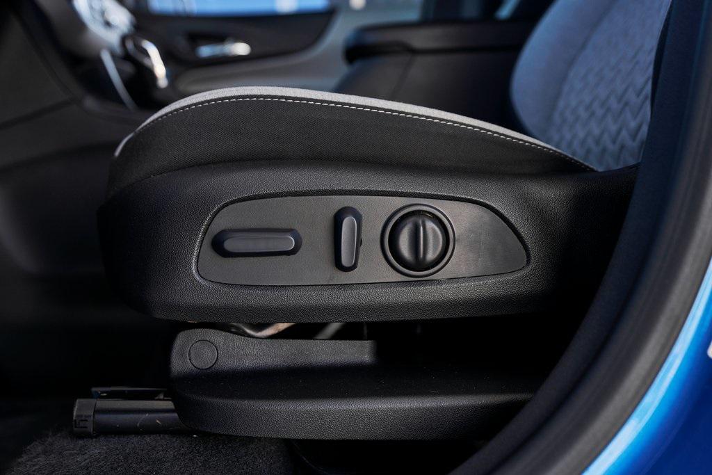 used 2024 Chevrolet Equinox car, priced at $20,950