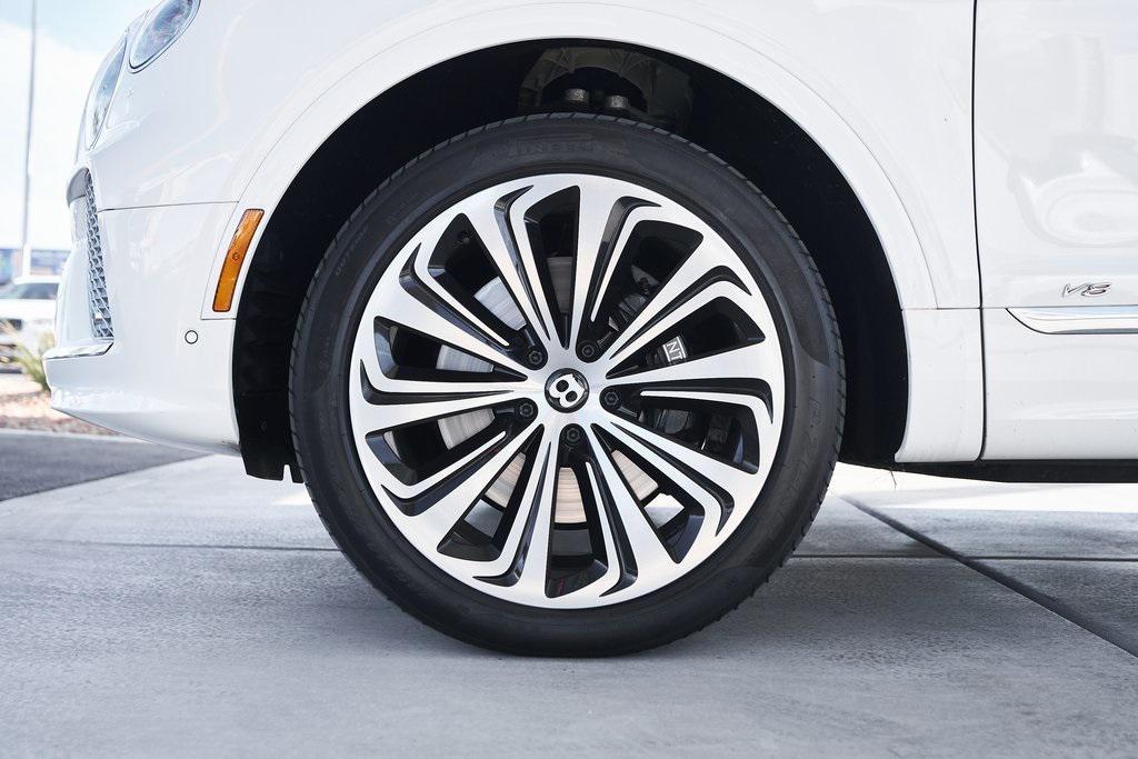 used 2022 Bentley Bentayga car, priced at $127,800
