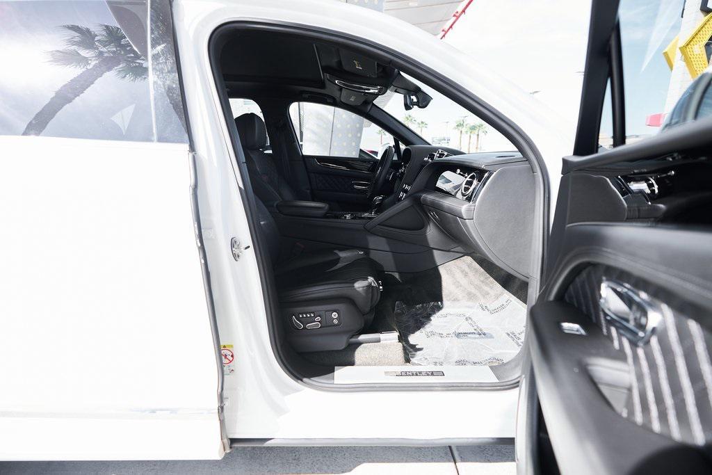 used 2022 Bentley Bentayga car, priced at $127,800