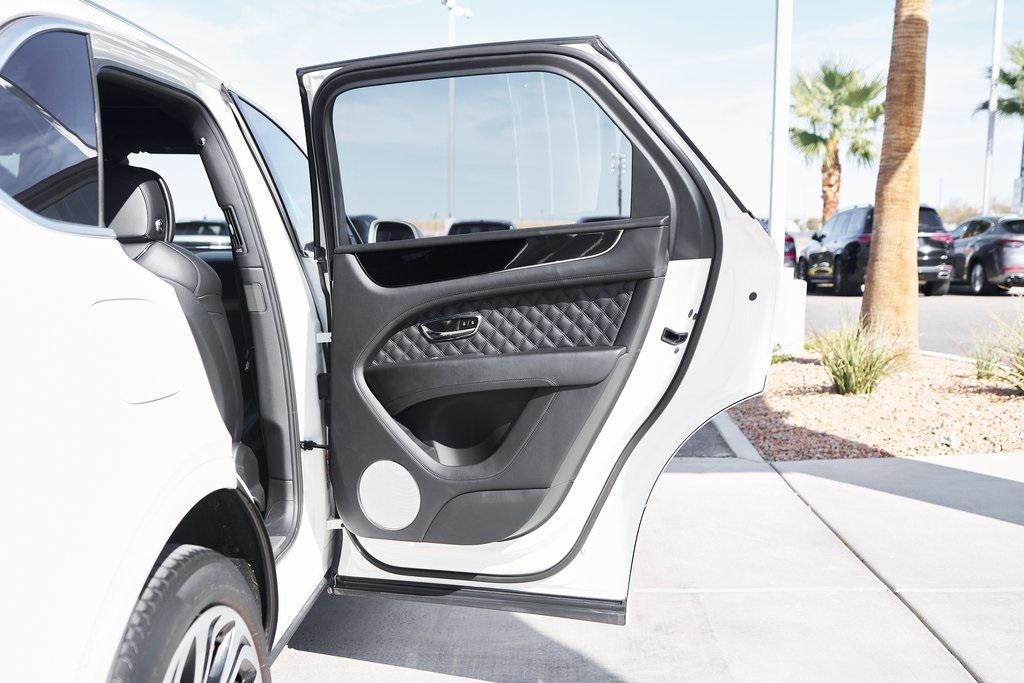 used 2022 Bentley Bentayga car, priced at $127,800