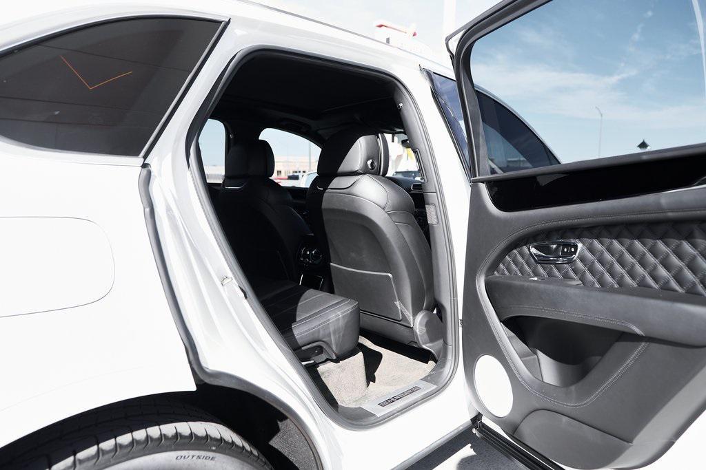 used 2022 Bentley Bentayga car, priced at $127,800