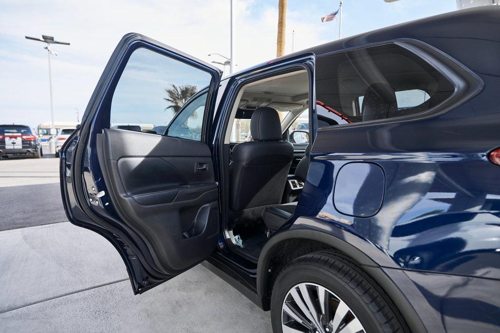 used 2020 Mitsubishi Outlander car, priced at $17,650