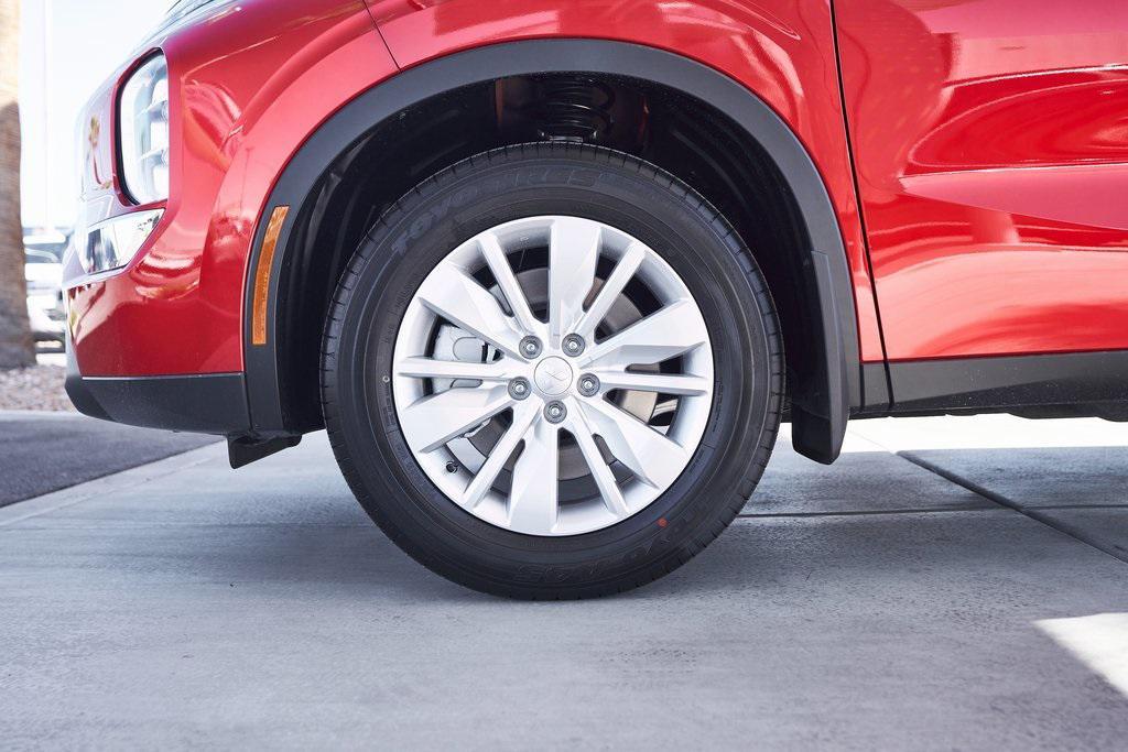 new 2025 Mitsubishi Outlander car, priced at $29,995