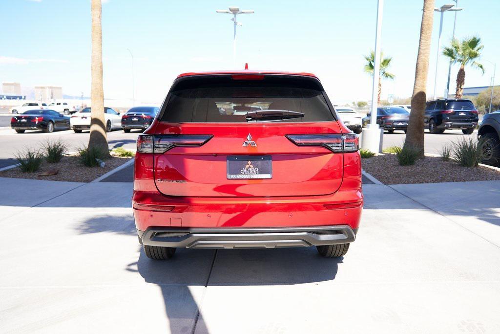 new 2025 Mitsubishi Outlander car, priced at $29,995