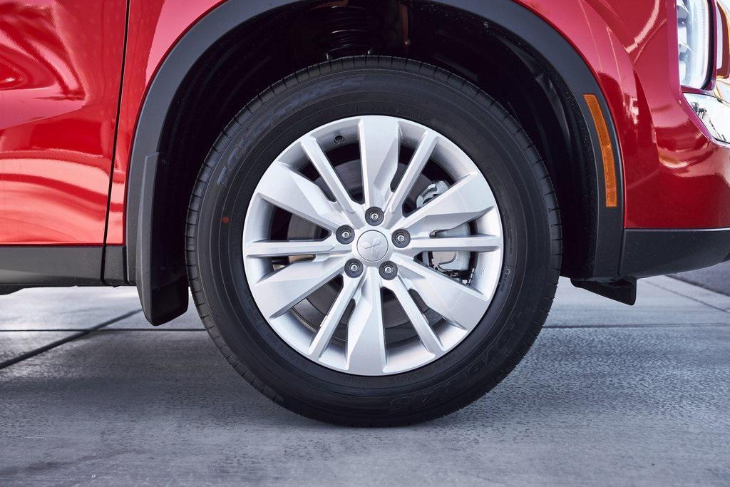 new 2025 Mitsubishi Outlander car, priced at $29,995